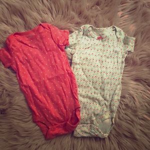 NWOT Carters 12 month onsie shirts